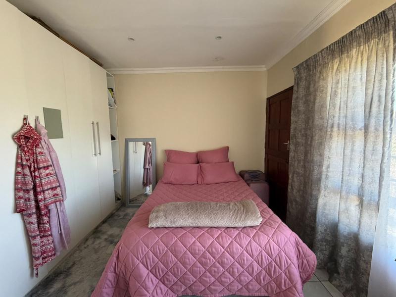 To Let 1 Bedroom Property for Rent in Grahamstown Eastern Cape